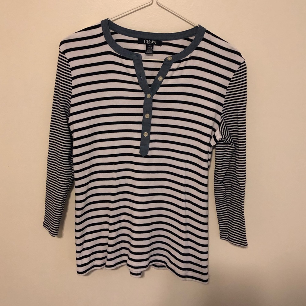 Chaps 3/4 length T-shirt size small